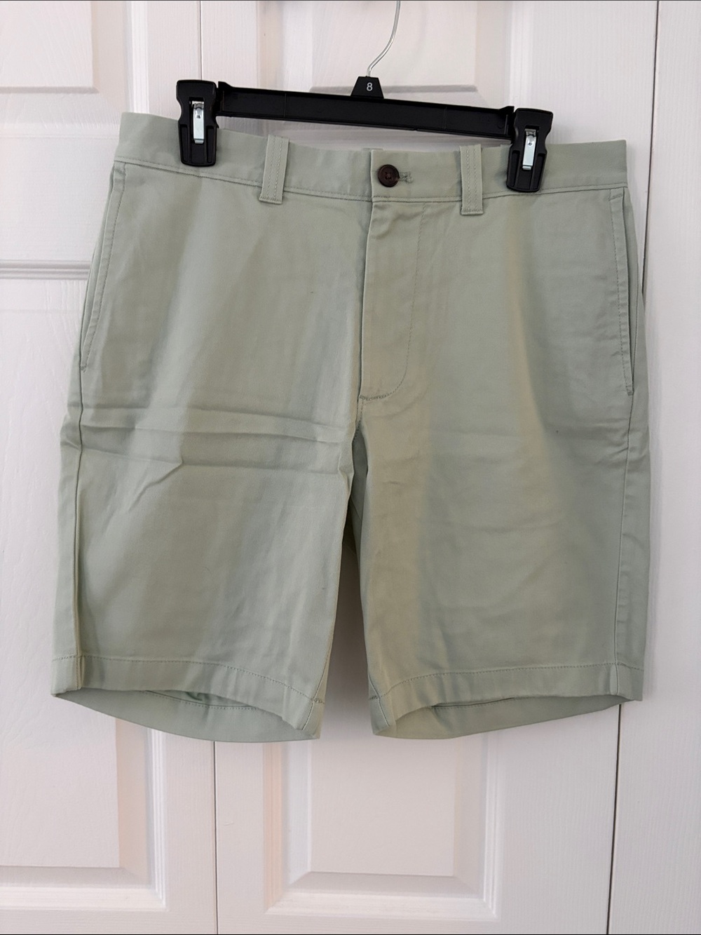 J. Crew Men's Flat Front Chino Shorts in Sage Green